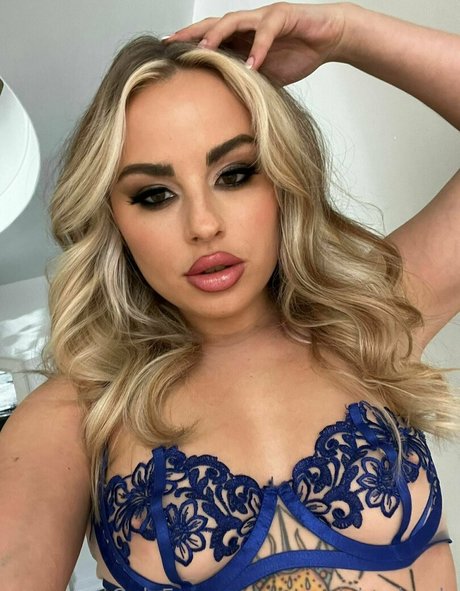 annaclaireclouds art model archive