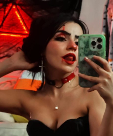 Oxythoughtin star pornographic photos