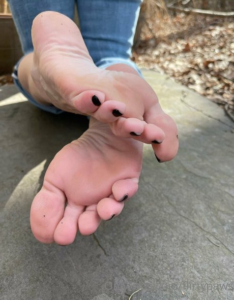 flirtypaws nude model pictures