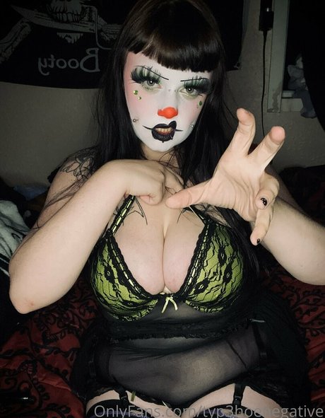 brunette petite onlyfans hot sex image