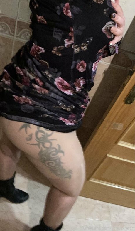 venusxheart nude pornstar image