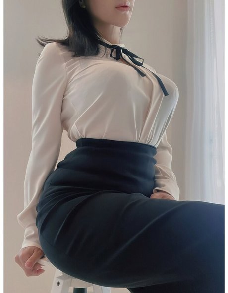 Fujiko bigtits nude actress image