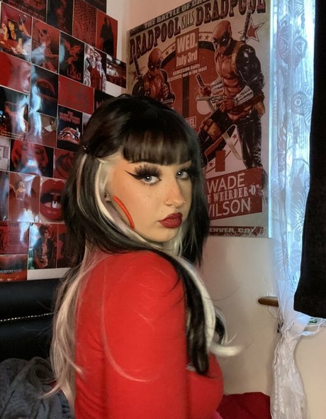 Gaby Izaguirre exclusive model pictures