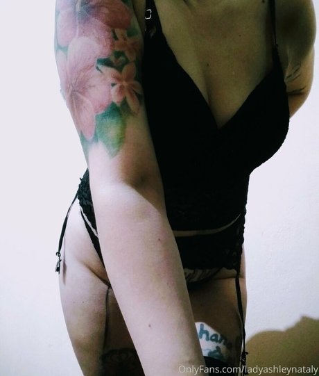 exoticalphagirl pornstar naked photos