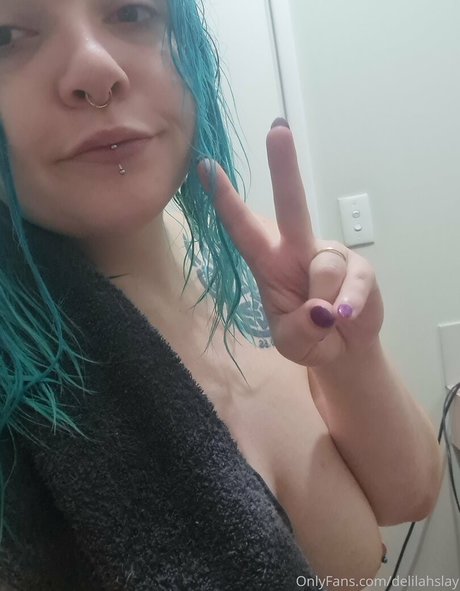 delilahslay model nudes photo