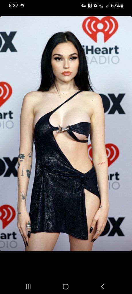 Maggie Lindemann model sex image