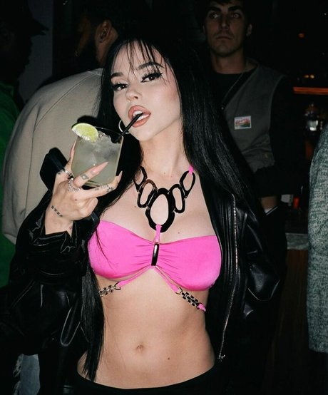 Maggie Lindemann porn star pictures