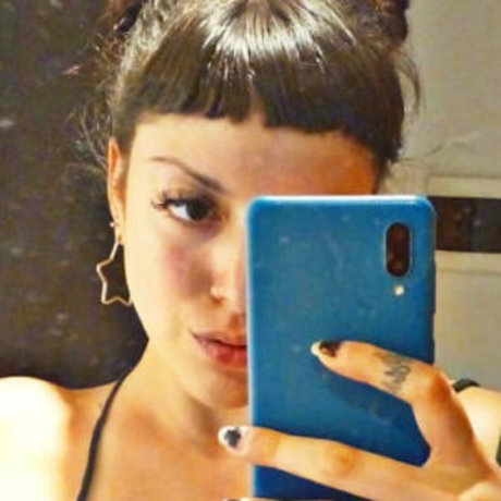 Vicky Massironi pretty model img