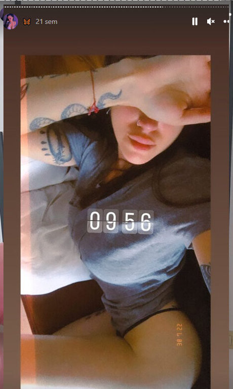 Vicky Massironi pornstar high quality galleries