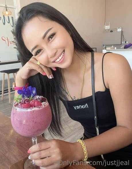 justjjeal sexy actress photos