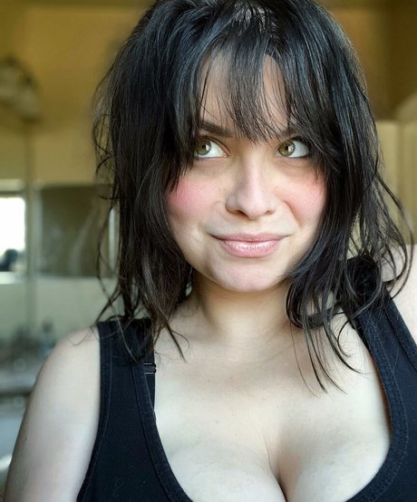 JuliaThongg pornstar nice archive