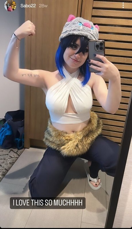 Cheshsmiles erotic actress pics