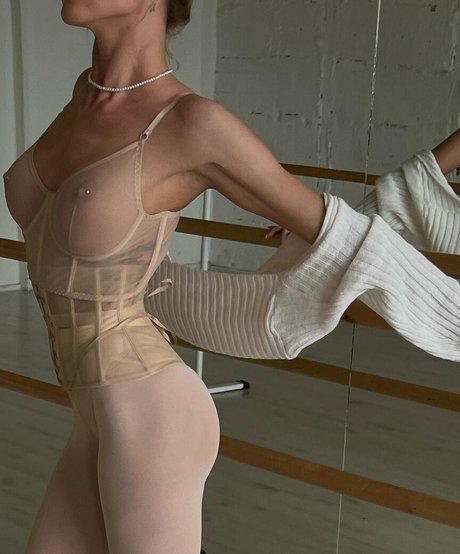 Liya Michelle pornstar sexy image