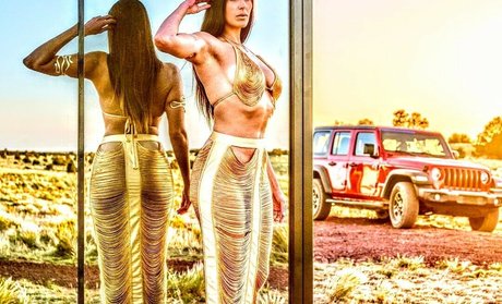 Noorish ur__perfection star top img