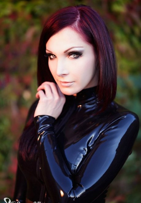 Susan Wayland model pretty images