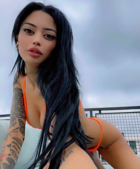 ninapinkxo sexy actress pictures