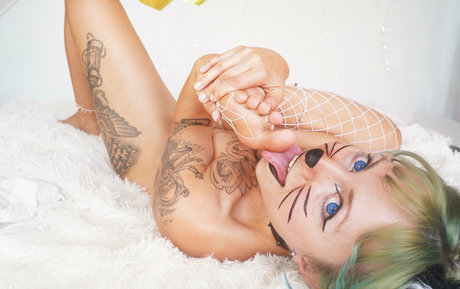 teen solo onlyfans nudes photos