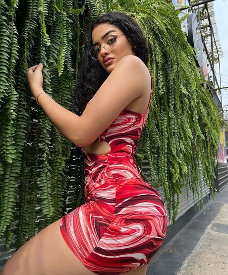 Camila Krystel pornographic model picture