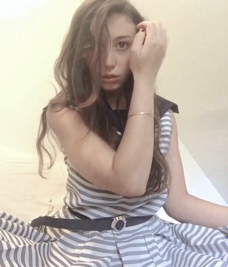 dysphorickitten nude pornstar image