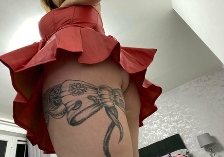 minxnaughty exclusive model photos