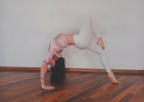 laurettavixen beautiful model pics