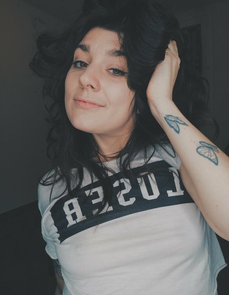 laurettavixen Profile pic