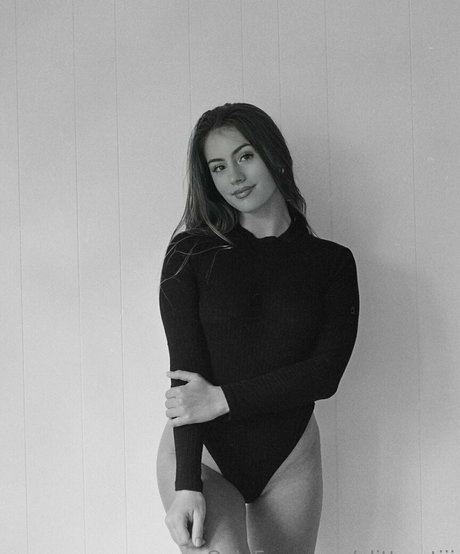 glitteratiii sexy actress gallery