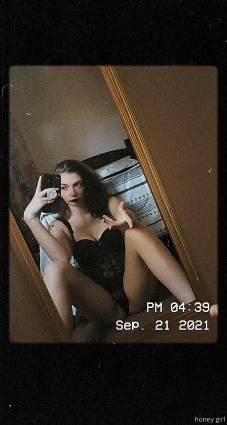 honey girl star erotic gallery