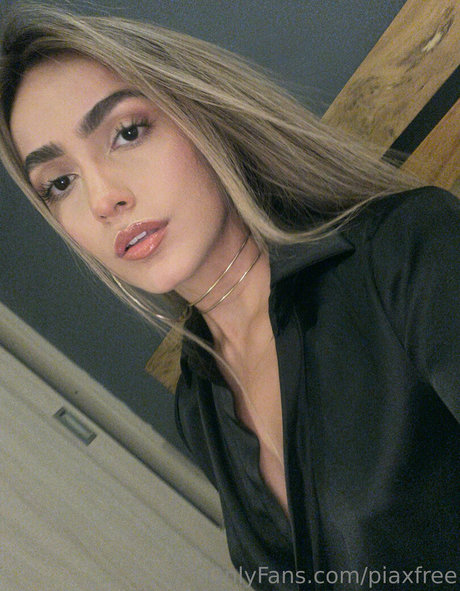 piaxfree star xxx pic