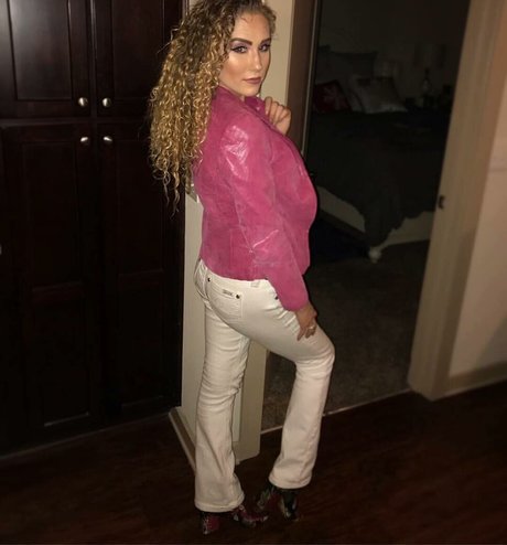 Kendall Ripetta exclusive pornstar photos