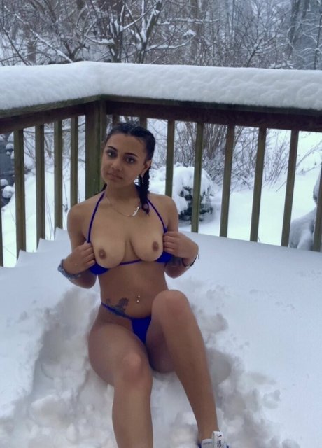 Victorias VIP hot actress image