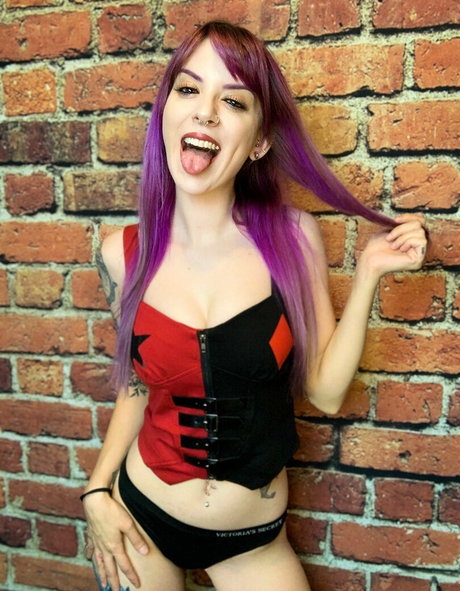 alyxeclypse high quality actress pics