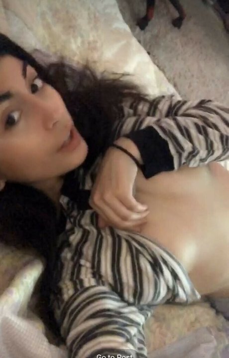 old young lesbian onlyfans hd pic