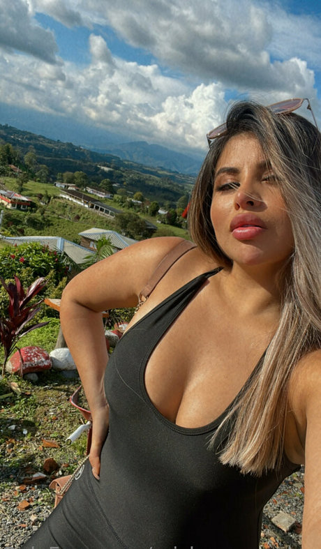 milf mom onlyfans hd photos