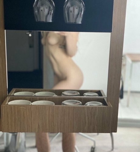 sashaflowerpremium model adult pics