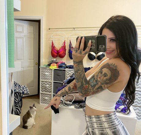 thenoelleeaston free model picture