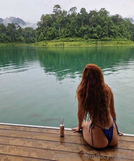 Lucy Rose93 pornstar art pic