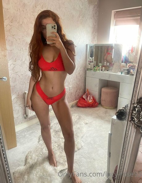 Lucy Rose93 sexy model pics