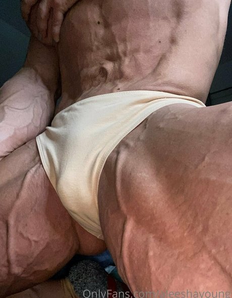 aleeshayoung model sex pics