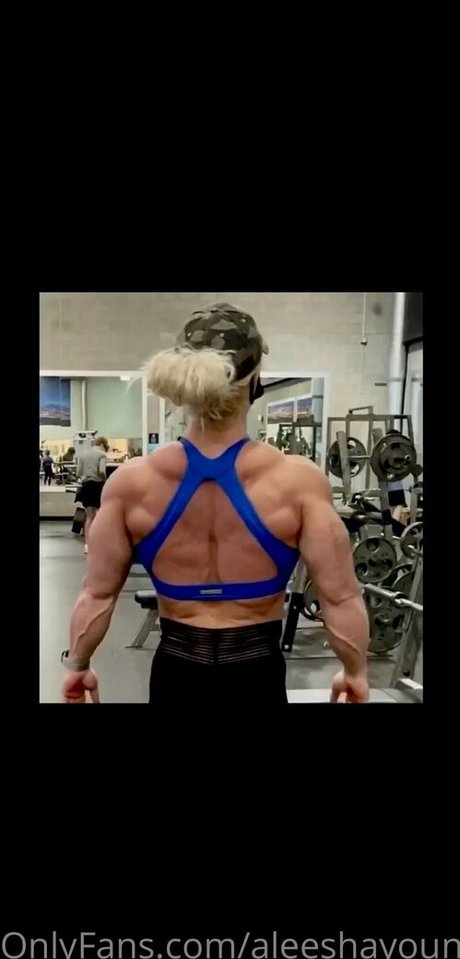 aleeshayoung model erotic picture