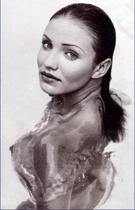 Cameron Diaz naked star pic