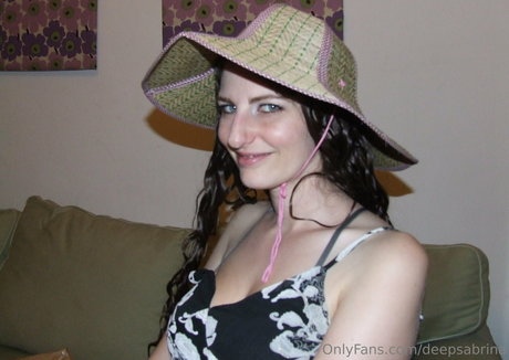 deepsabrina star exclusive photos