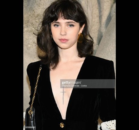 Clairo beautiful pornstar photos