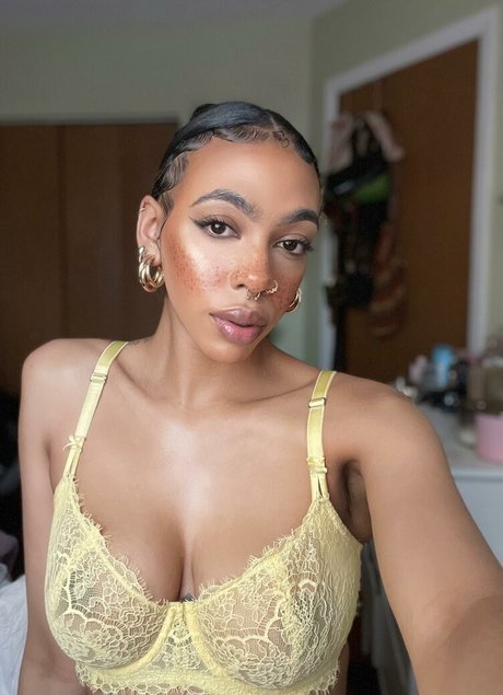 Sydney Celeste high quality star pic