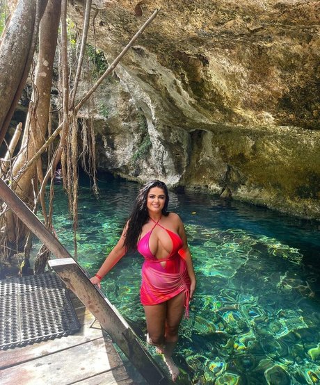 taylorxoxox art pornstar picture