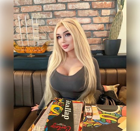 candy babythedoll top pornstar image