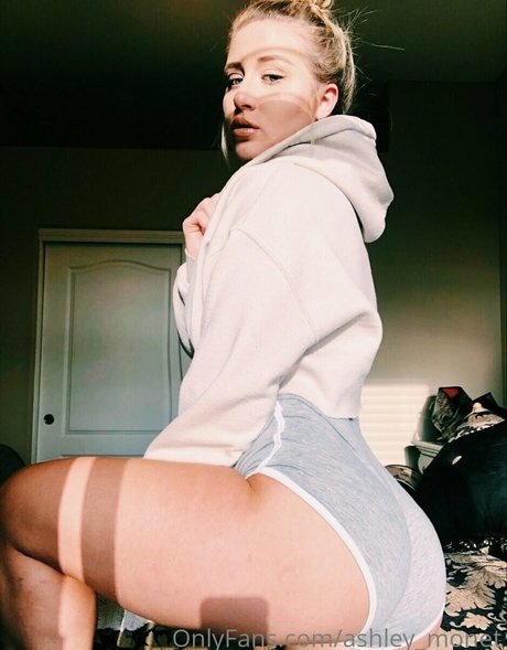 Ashley Monet model pornographic gallery