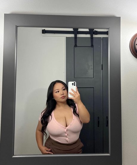 angie babe high quality actress pictures