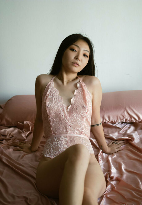 queenallylol nice actress galleries