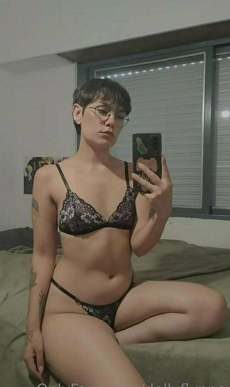 dollyflynne art pornstar photo